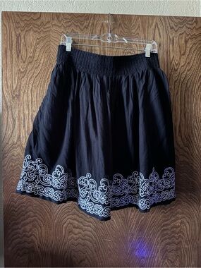 White House Black Market Black Skater Skirt with White Embroidered Hem